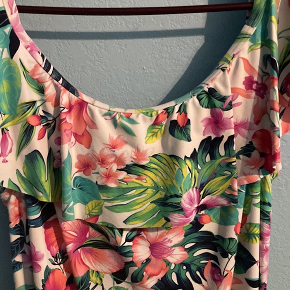 Tommy Bahama Sun dress, Never worn. - Picture 4 of 4